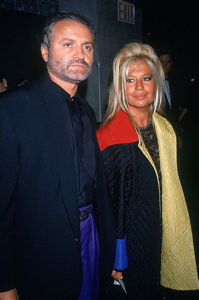 age de versace a son deces|Gianni Versace : retour sur le décès trag.